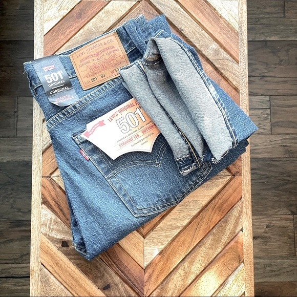 Levi’s Premium 501 ‘93 Straight Dark Stone Wash - Picture 4 of 15